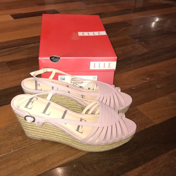 EUC Elle Size 9 1/2 Wedges - Picture 2 of 4